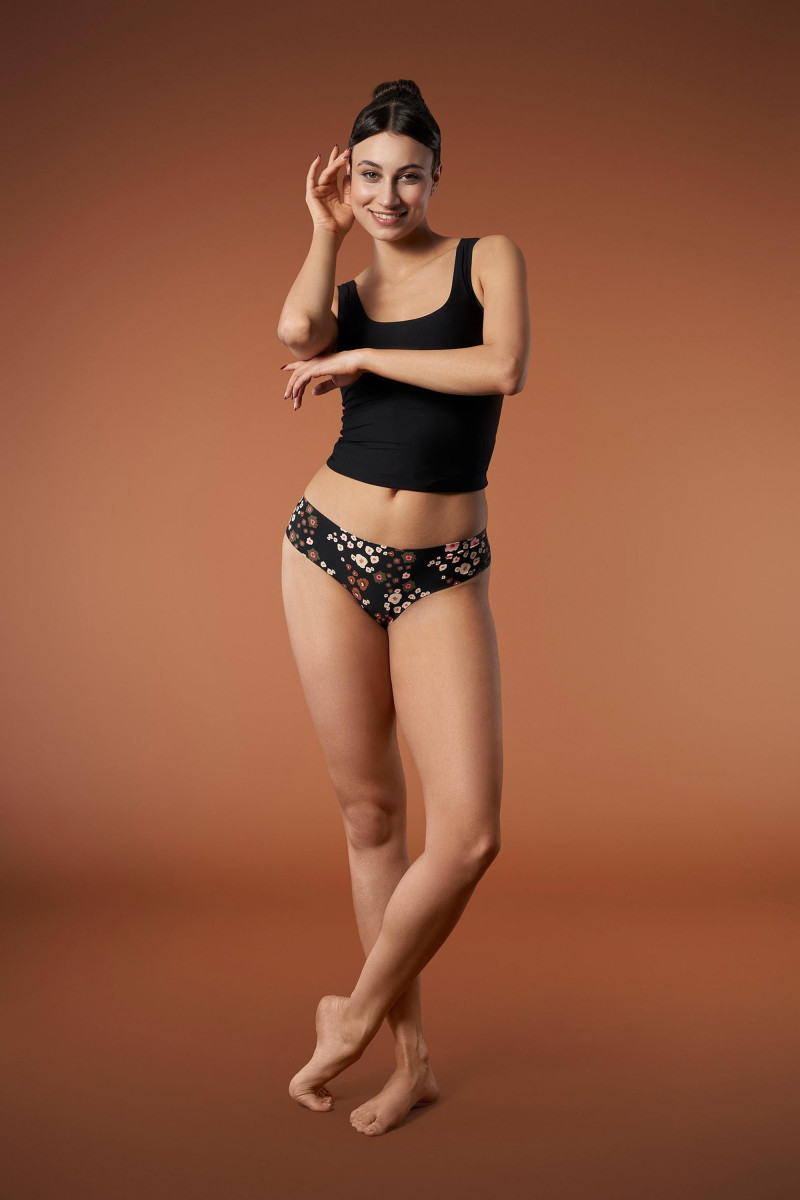 Kelnaitės Tanga Peggy Brown