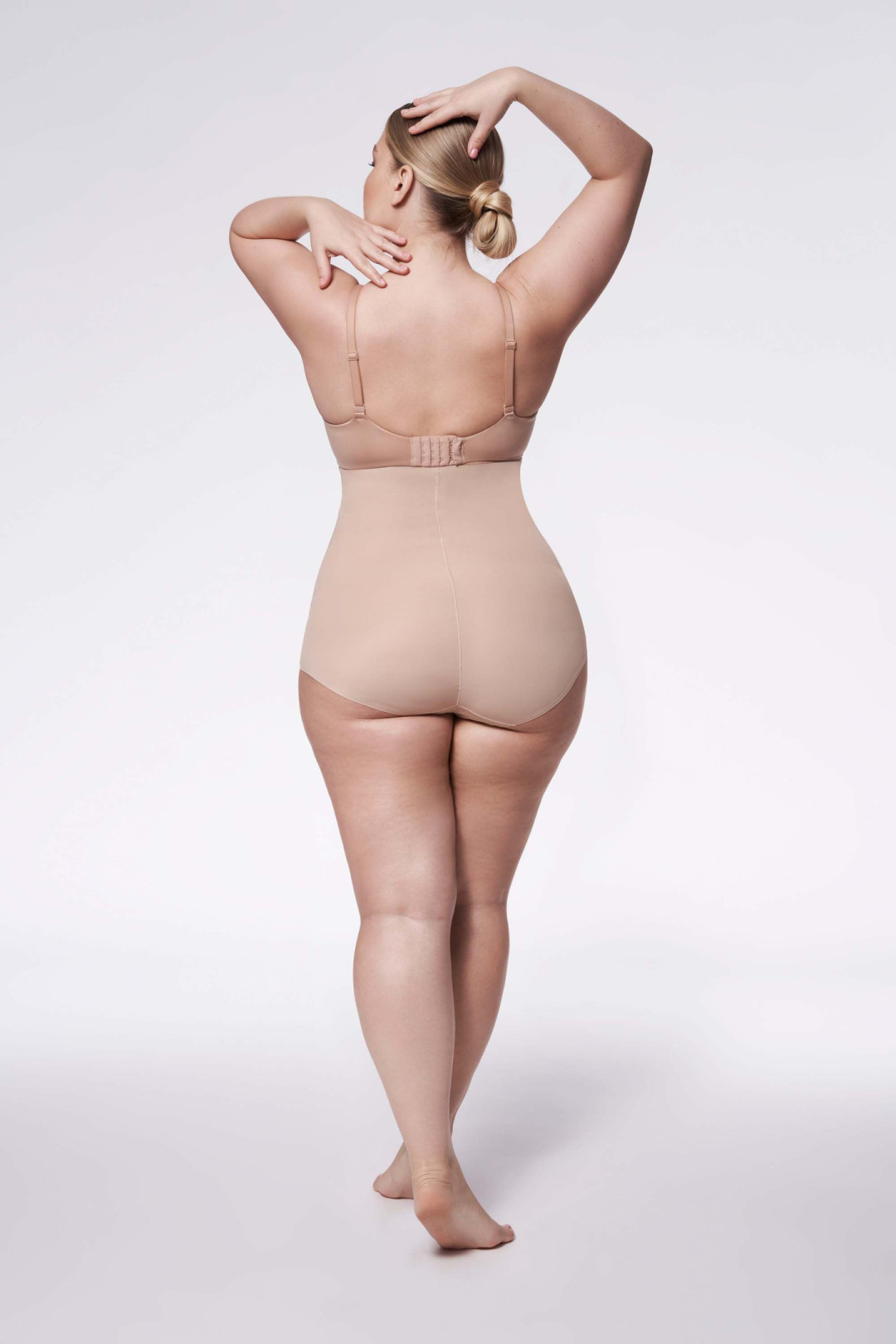 Kelnaitės 241 Basic High-Waist apatiniai Natūrali